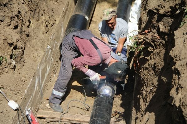 В Курске на улице Орловской продолжается масштабная реконструкция теплосетей