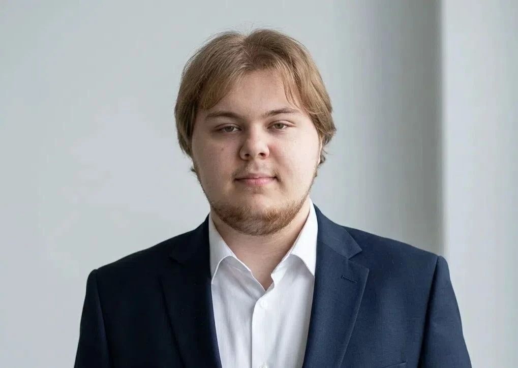 Выпускник из Курчатова сдал ЕГЭ на 100 баллов по трем предметам