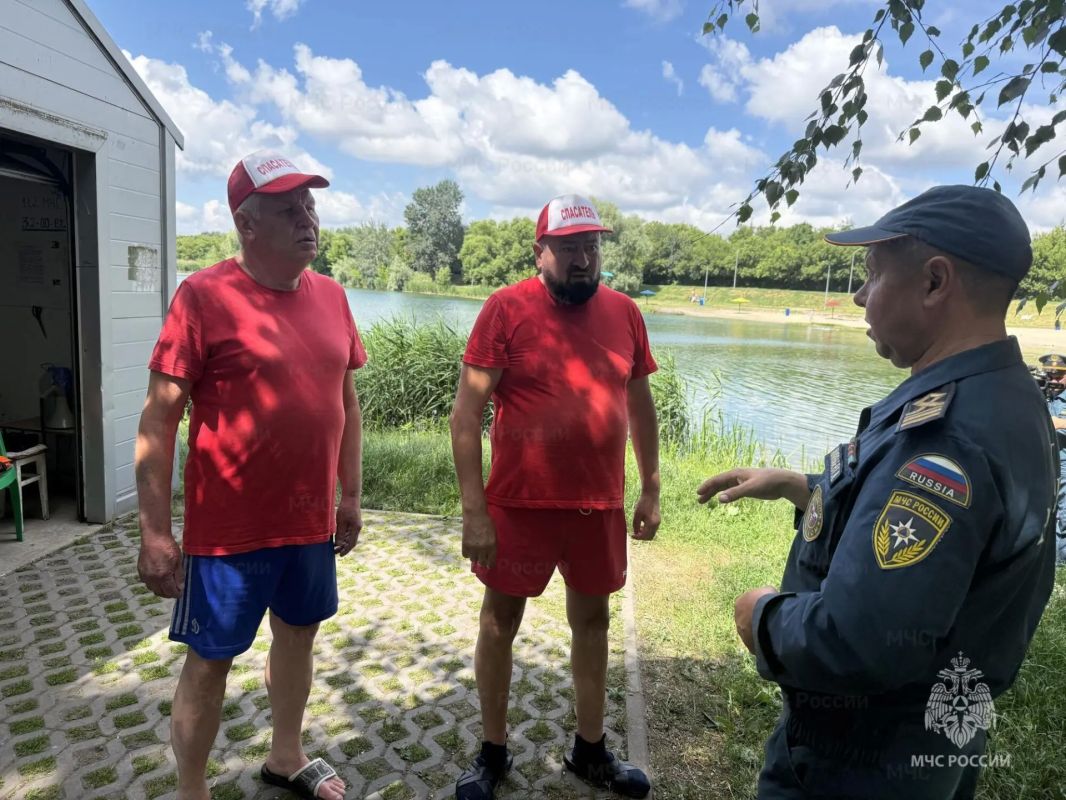 Тонущего курянина спасли на Ермошкином озере