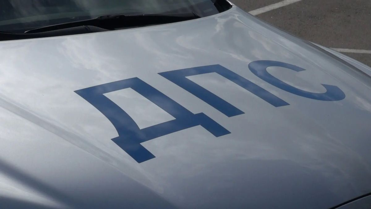 В Курской области 72-летняя женщина выпала из едущего автобуса