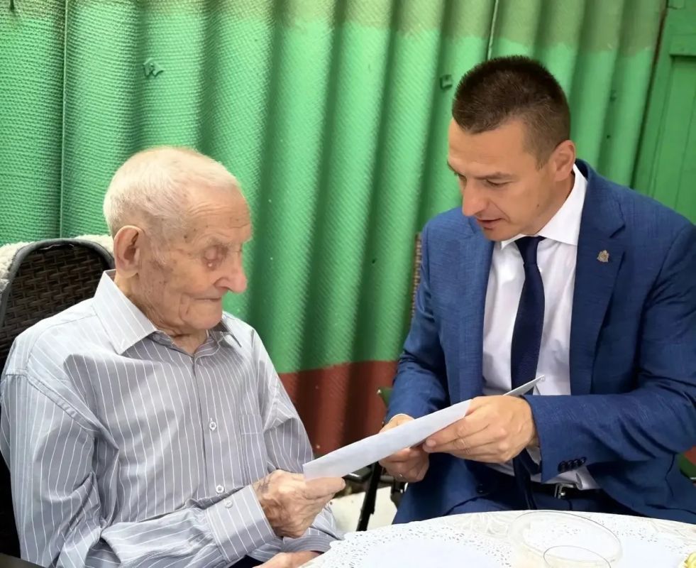Курский ветеран Великой Отечественной войны Алексей Сорокин отметил 100-летие