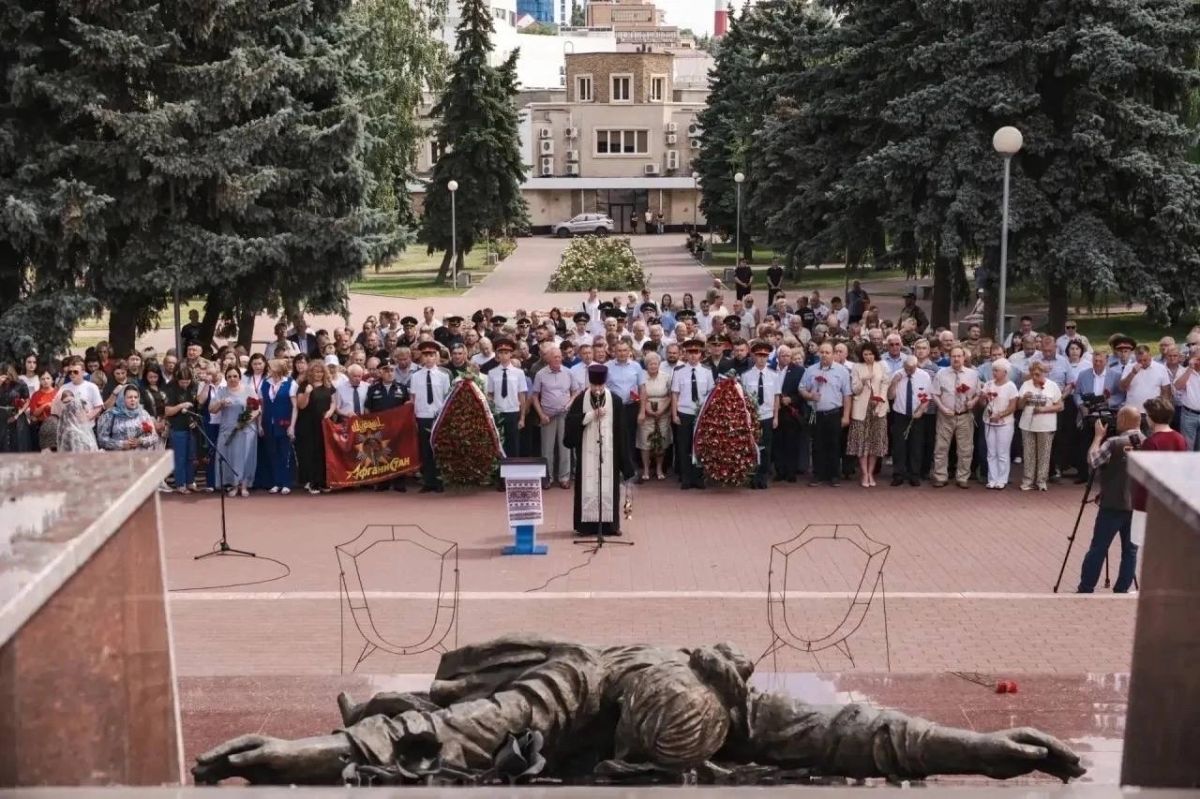 Фонд «Защитники Отечества» почтил память ветеранов боевых действий