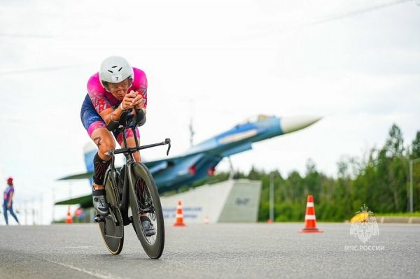 Курский пожарный вошел в 10-ку сильнейших триатлонистов страны