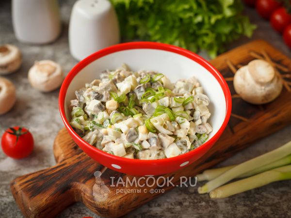 Вкусные салаты с вареными яйцами: 7 рецептов для праздничного стола