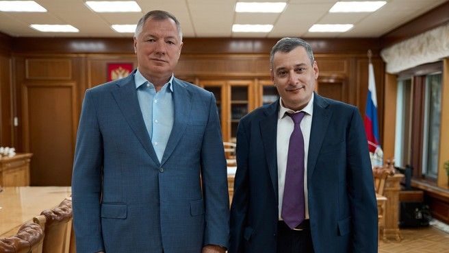 Марат Хуснуллин провёл рабочую встречу с губернатором Курской области Александром Хинштейном