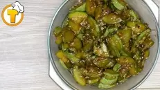 Кабачки по-корейски: быстро и вкусно