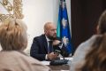 Глава города Курска поручил проверить состояние скверов, парков и остановок