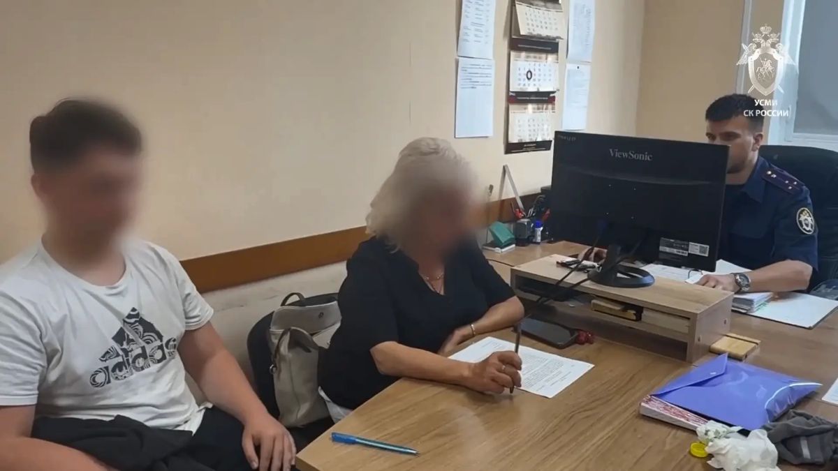 Курского подростка задержали за связь с террористами