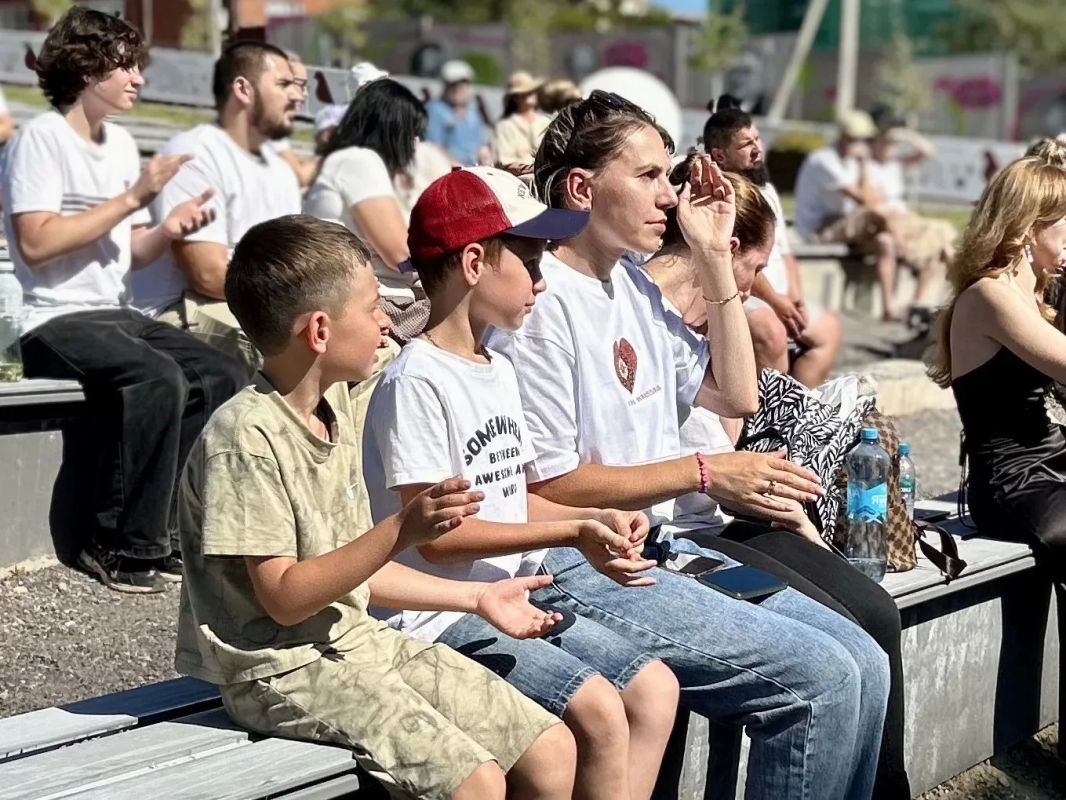 На Полугоре проходит фестиваль стиля и творчества