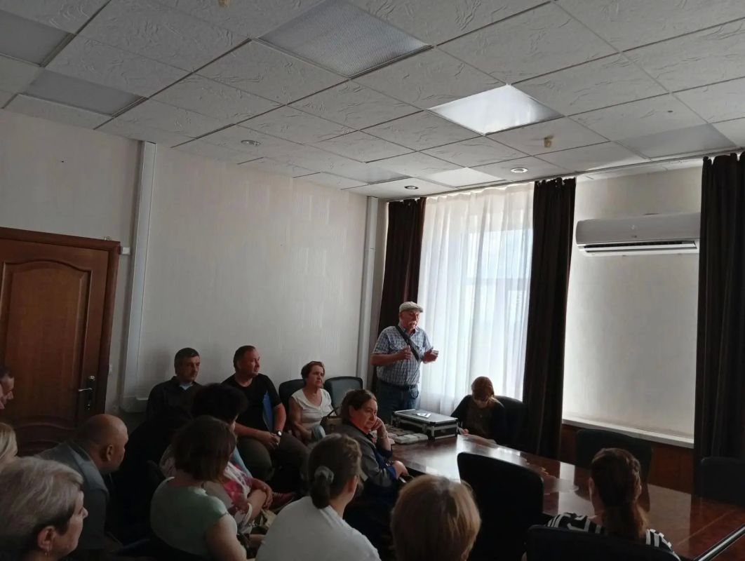 В Курске продолжают готовить жилищный фонд к осенне-зимнему периоду 2026-2027 гг. В связи с этим состоялось заседание городского штаба