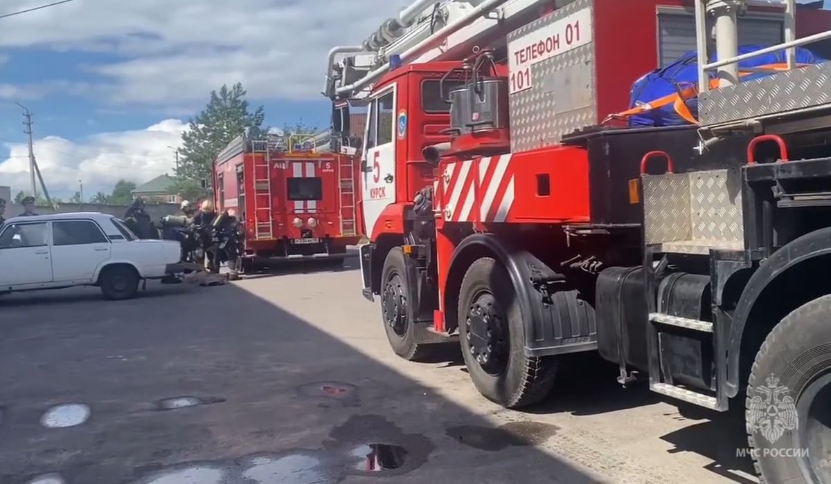 В Курске пожарные провели учения в торговом центре по ликвидации пожара