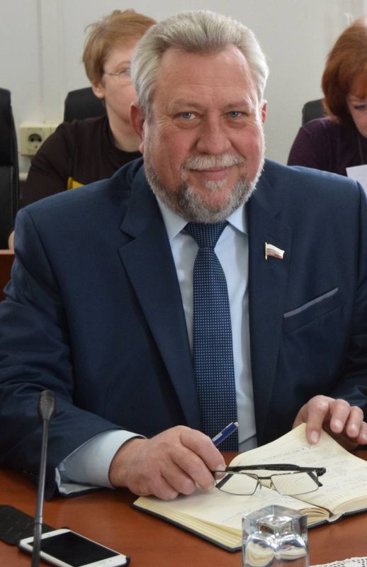 Николай Волобуев: Сегодня, 1 августа, свой день рождения отмечает Роман Станиславович Чекед — депутат Курской областной Думы по 17-му избирательному округу, в который входят Суджанский и Беловский районы