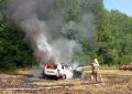 В Курской области в поле загорелся кроссовер