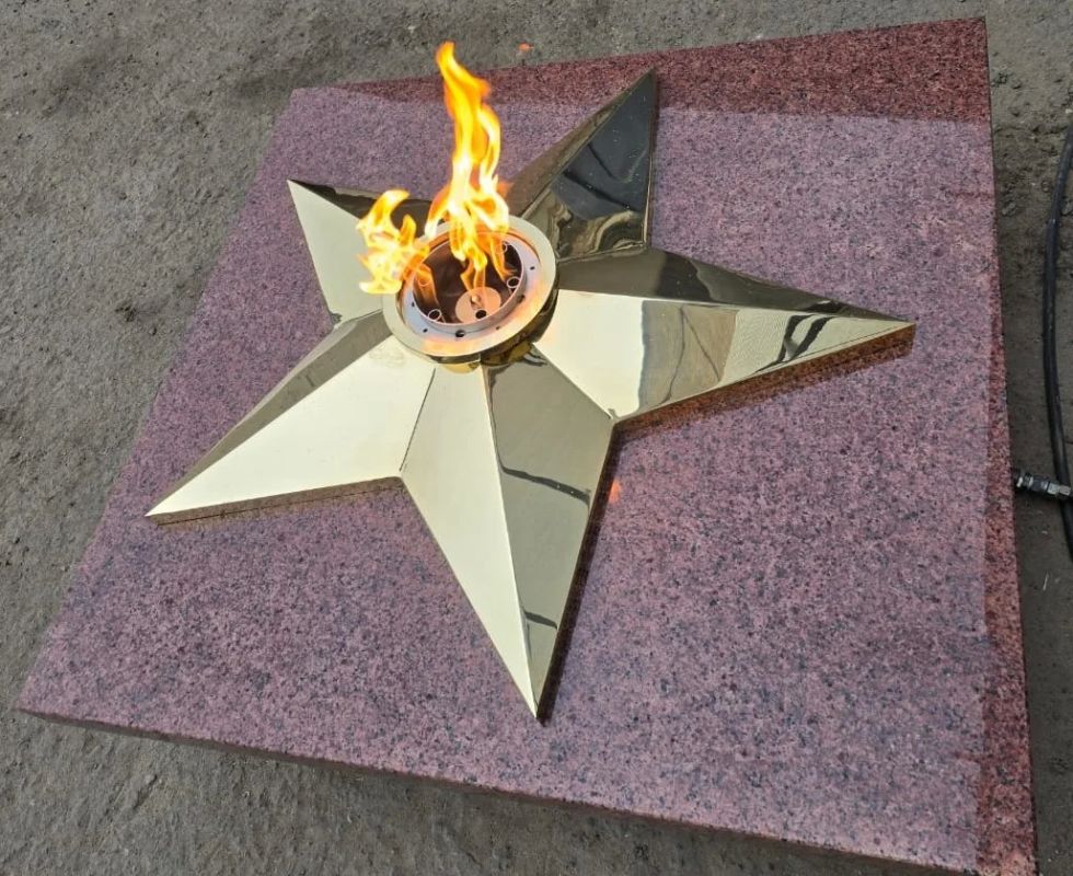 Игорь Корпунков: В преддверии годовщины Победы на Курской Дуге в Курчатове, у монумента «Танк», ведутся работы по оборудованию площадки под монтаж установки сжиженных углеводородных газов (СГУ)