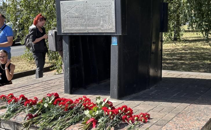 Сегодня 26-я годовщина со дня гибели моряков АПРК К-141 «Курск»