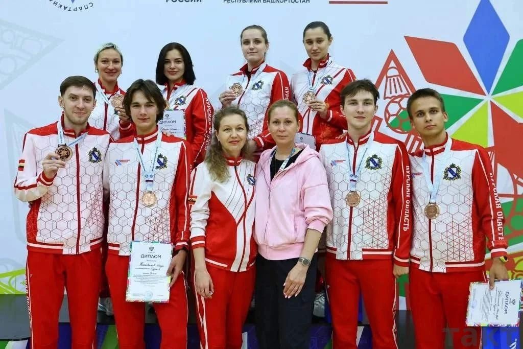 Курские рапиристы взяли две бронзы в командных соревнованиях