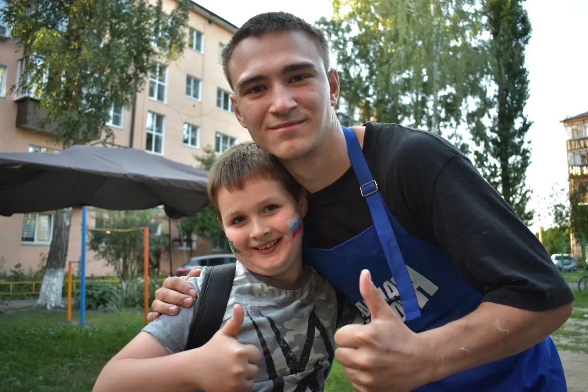 Для юных жителей и их родителей Железнодорожного округа Курска был организован теплый семейный праздник