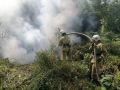 Огнеборцы ПЧ Курского и Рыльского района на тушении возгораний