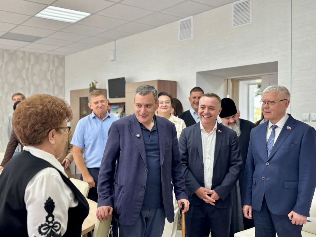 В ходе рабочей поездки в Поныровский район губернатор Курской области Александр Хинштейн ознакомился с работой Центра «Семья»