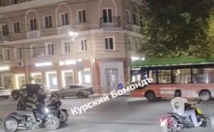В Курске ищут нарушителей комендантского часа для мототехники