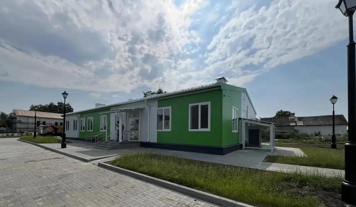Прокурор проверил готовность новой амбулатории в селе Сейм Курской области