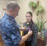 Начальник КП-8 лично вручил молодым сотрудникам ленты-триколор