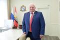 - Уважаемые жители Курской области! Примите от Курской областной Думы самые добрые поздравления с Днём государственного флага Российской Федерации!