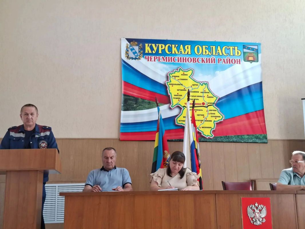 Начальник ПЧ Черемисиновского района выступил на КЧС
