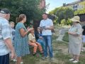 #ВстречиДепутатов. Единоросс встретился с жителями улицы Петра Минакова Улица получила своё название в 1958 году в честь известного врача, профессора, родившегося в Курской губернии