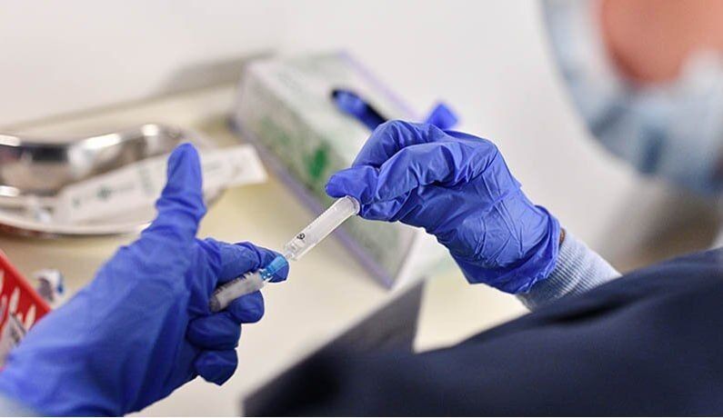 В России создан экспериментальный прототип вакцины от немелкоклеточного рака легких