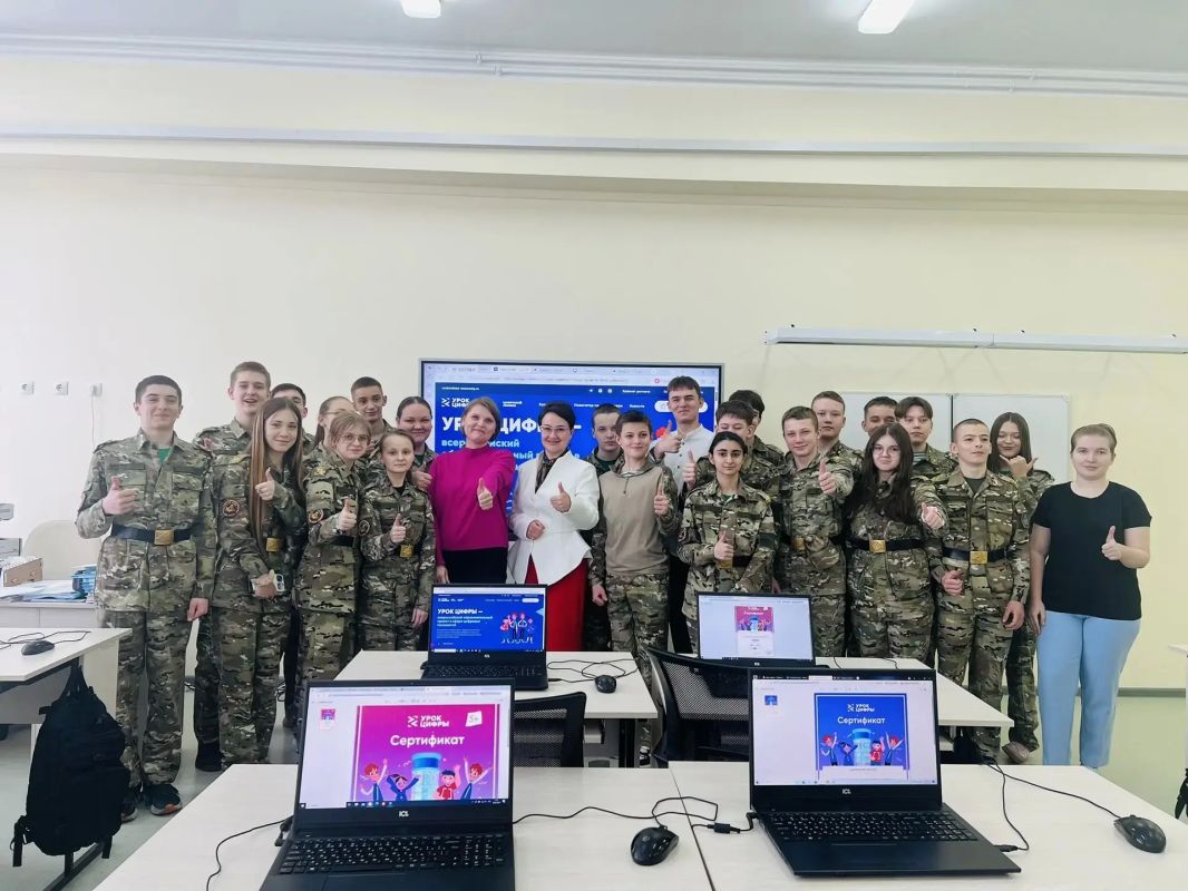 Благодаря содействию национального проекта «Экономика данных и цифровая трансформация государства» Минцифры Курской области продолжает системную работу со школами региона