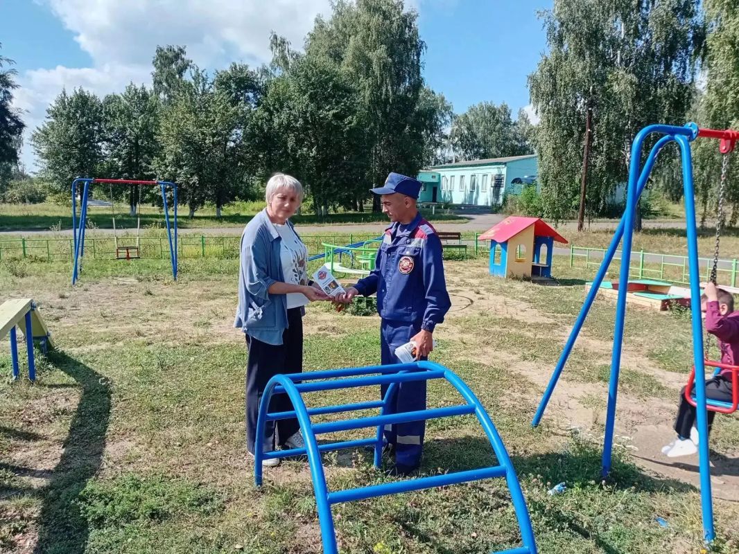 Совместный профилактический рейд в д.Большое Анненково Фатежского района