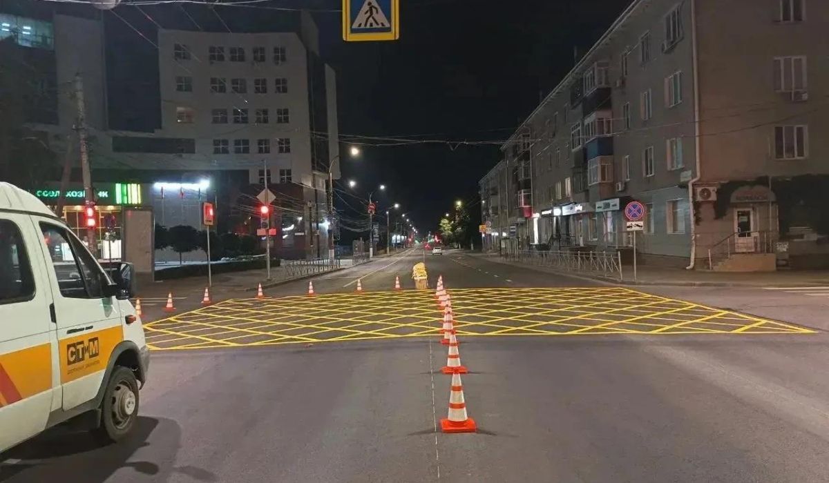 В Курске усилят контроль за перекрестками с разметкой «вафельница»