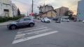 В центре Курска автомобиль сбил 18-летнего парня на электровелосипеде