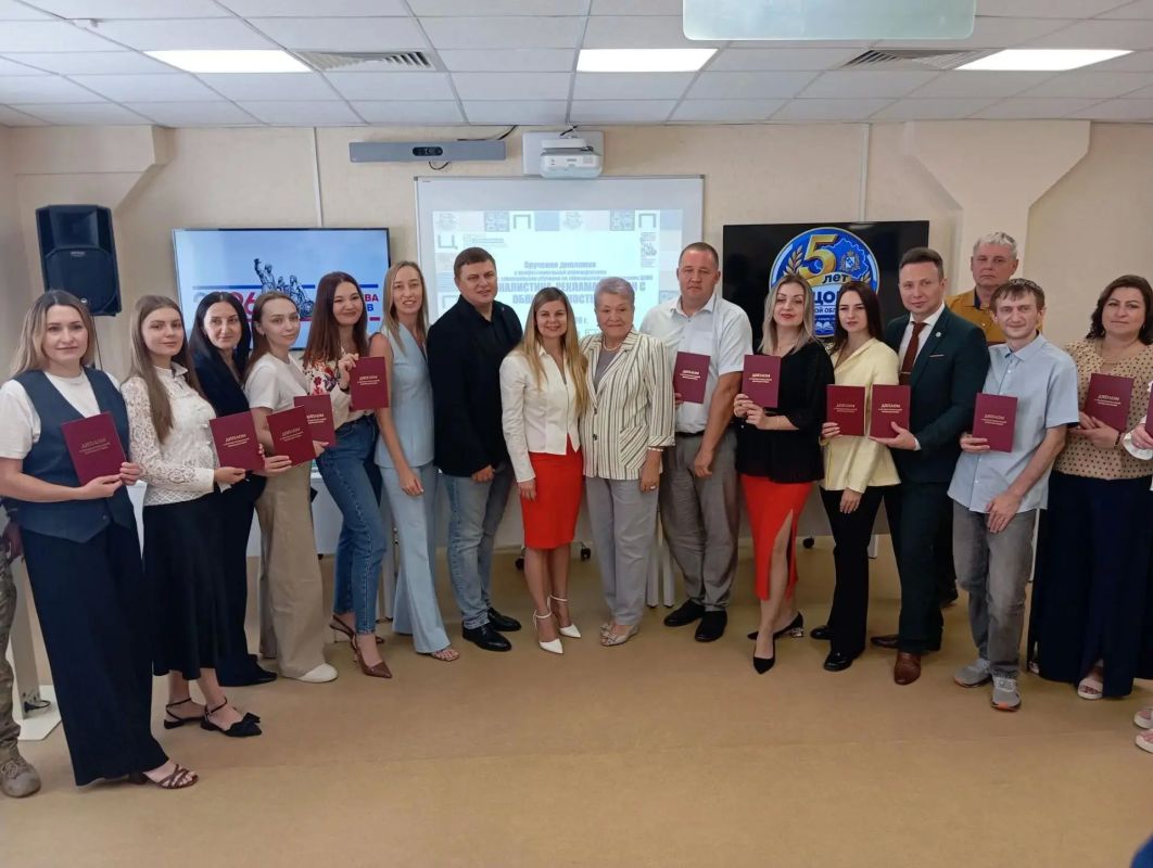 В Курске 21 специалист прошел профессиональную переподготовку по журналистике