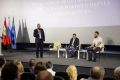 Состоялась важная встреча, на которой вместе с губернатором Александром Хинштейном пообщались с активом Железнодорожного округа