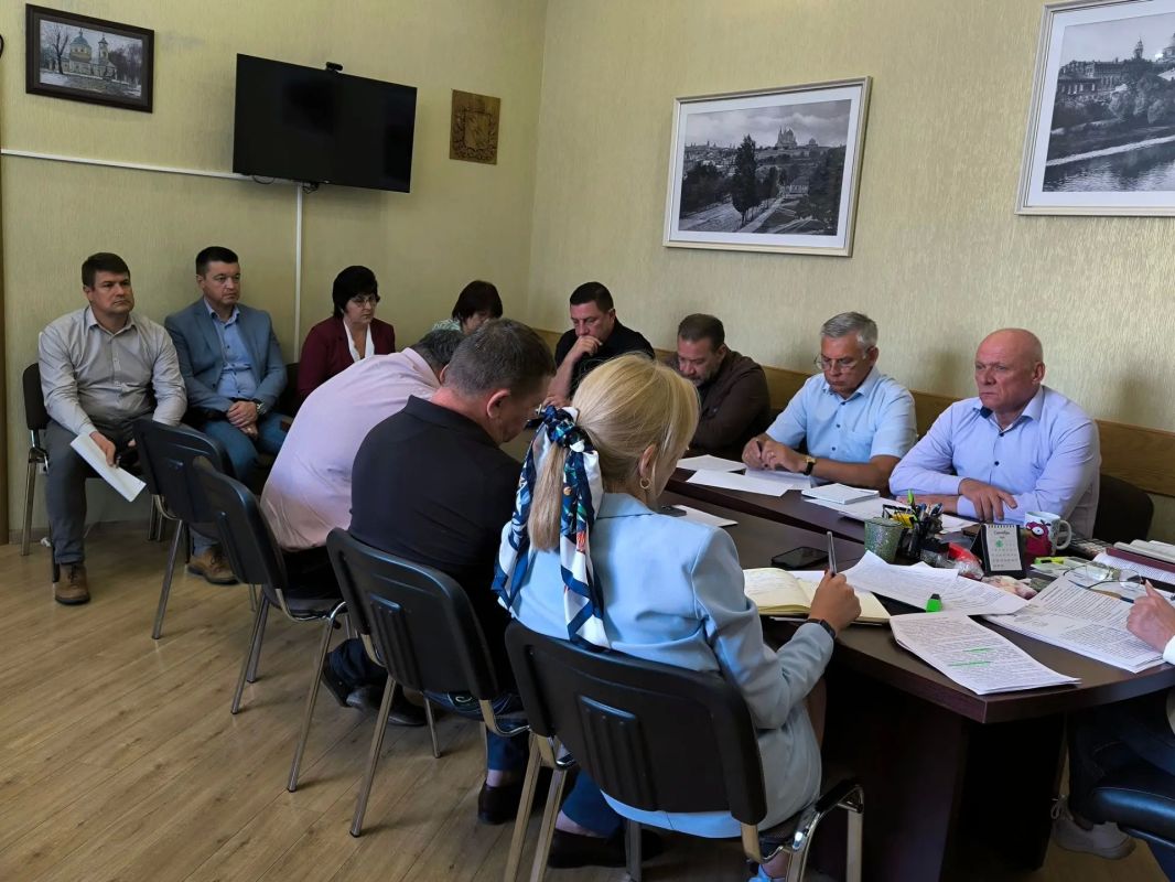 Вчера министр совещание по вопросу строительства МБОУ «Новопоселеновская СОШ» в Курском районе в рамках нацпроекта «Молодёжь и дети»