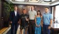 Житель Курска спас тонувшую девушку на пляже в Крыму