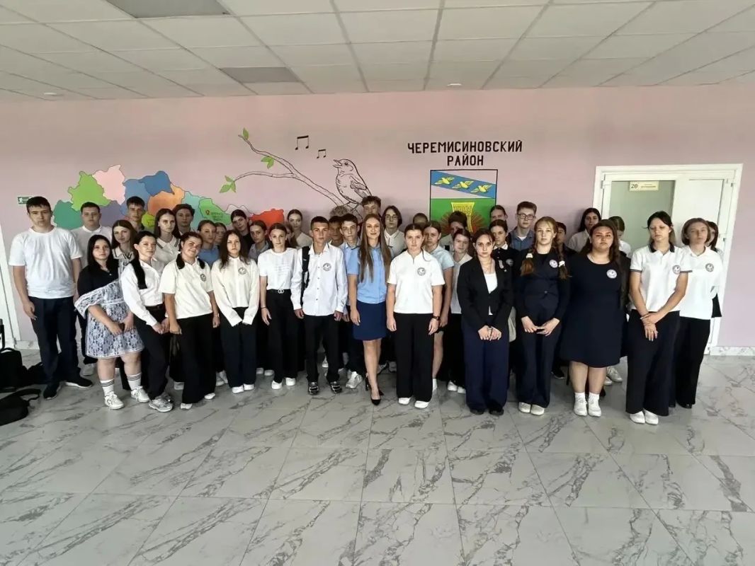 В Черемисиновском районе представитель прокуратуры провел профилактическое мероприятие со школьниками