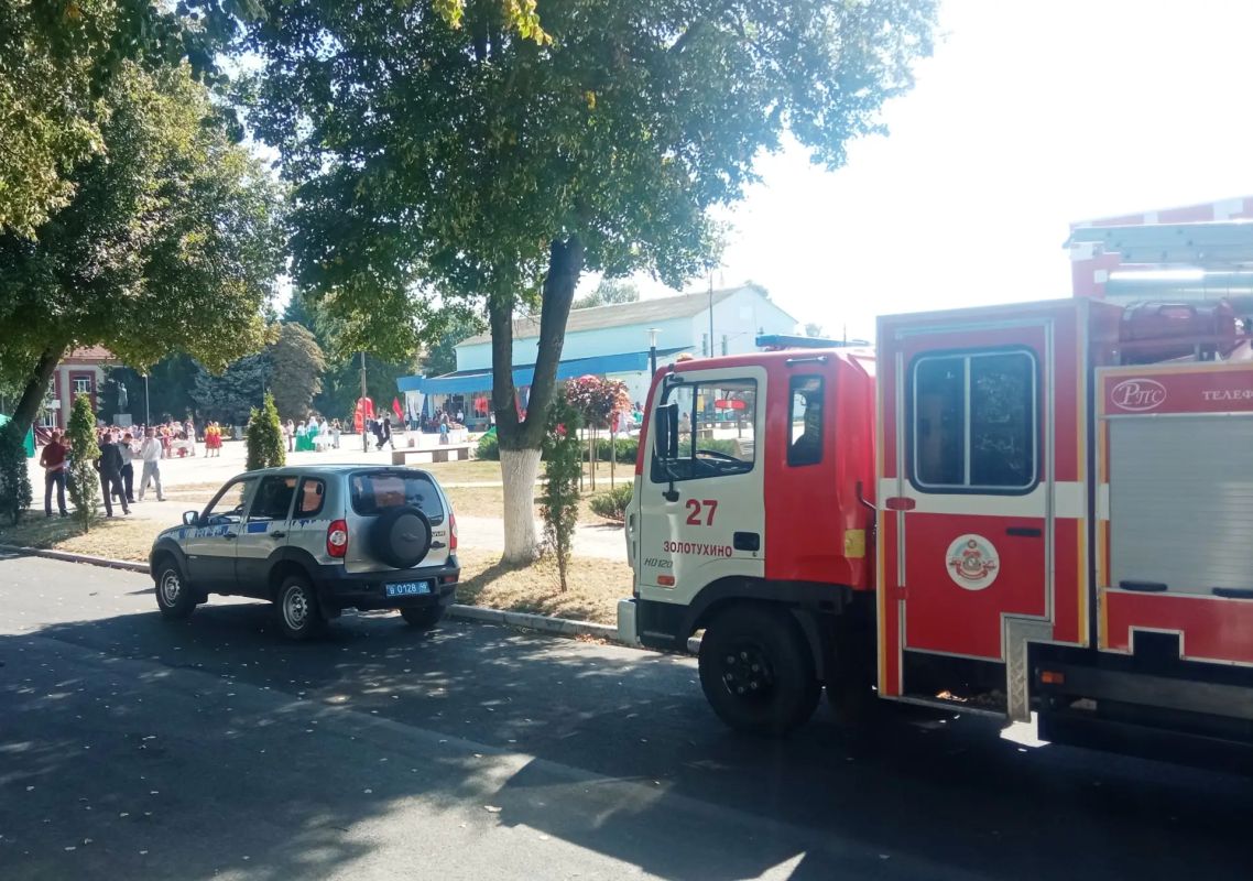 Пожарные Золотухинского района обеспечивали безопасность на празднике
