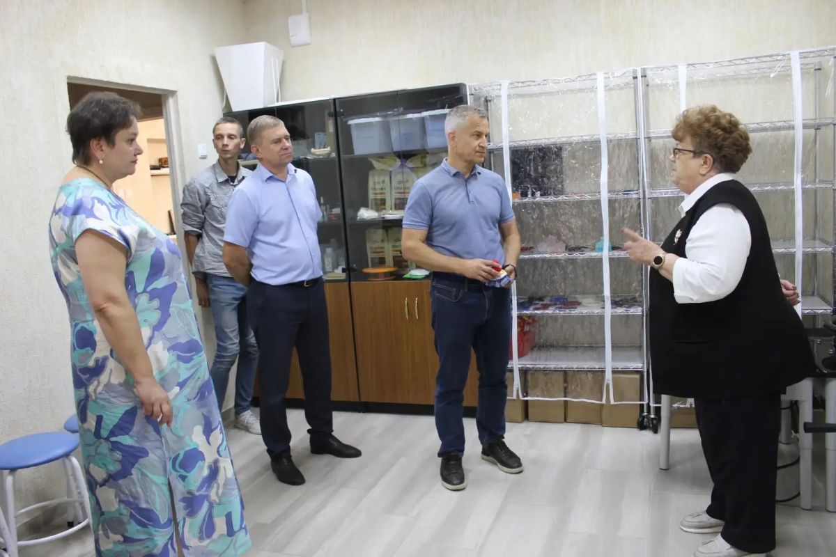 В ходе поездки Александр Чепик побывал в многофункциональном Центре «СемьЯ»