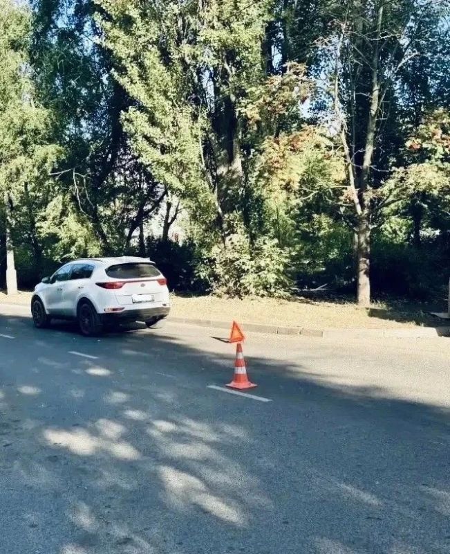 В Курске на улице Менделеева автомобиль сбил девочку