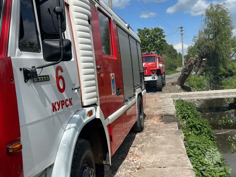 В Курске пожар повредил жилой дом на улице 4-й Поселковой