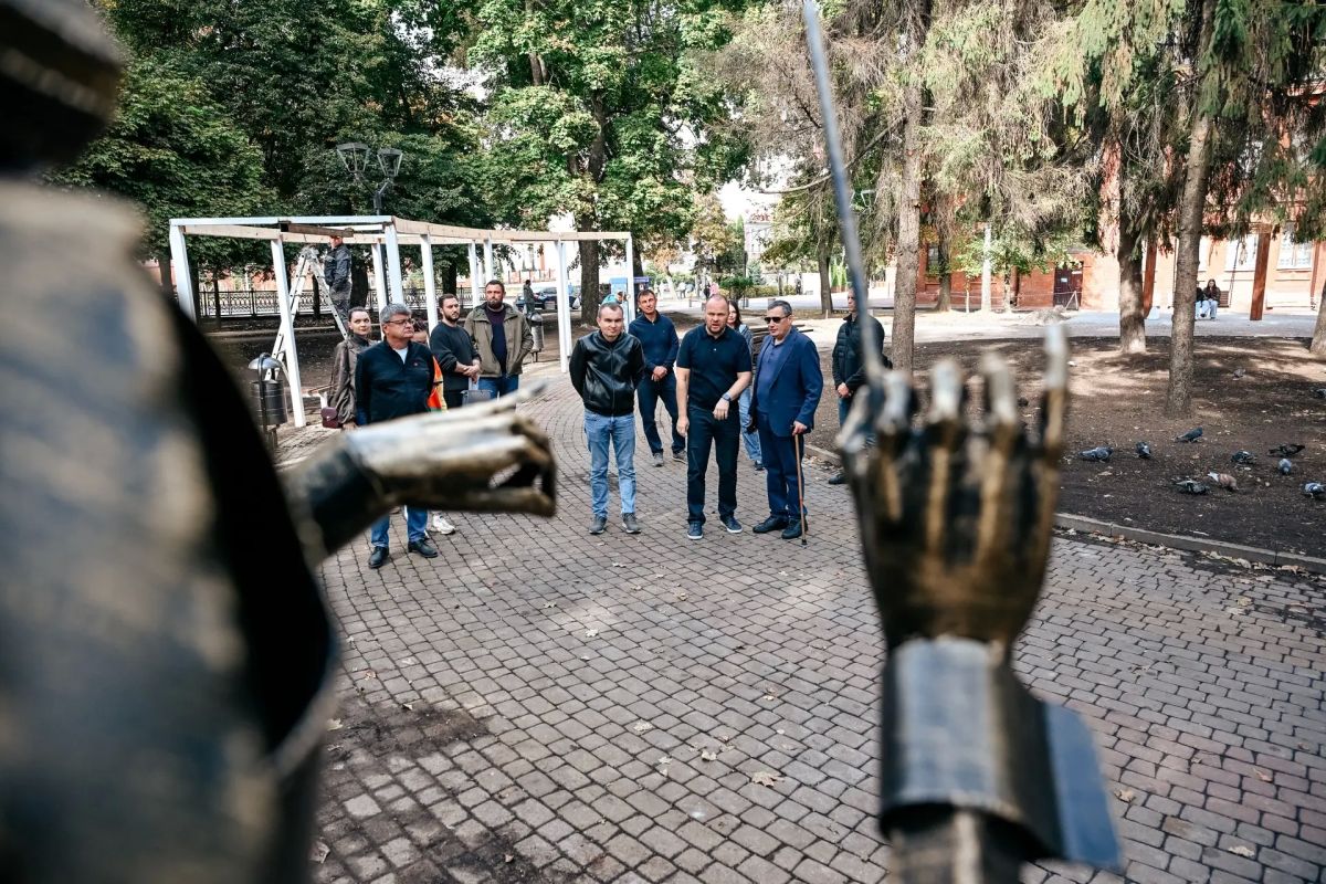Александр Хинштейн: Продолжаем преображать Курск в преддверии Дня города