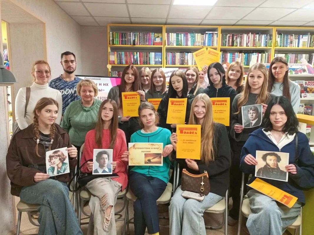 В Курске прошло литературное мероприятие «Творцы и их шедевры»