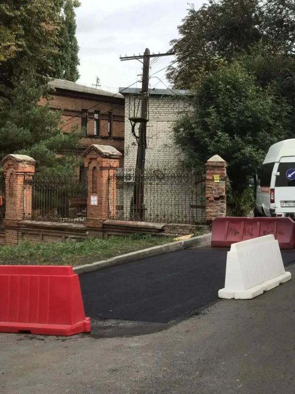 На нескольких улицах Курска восстановили грунт и асфальт после разрытий