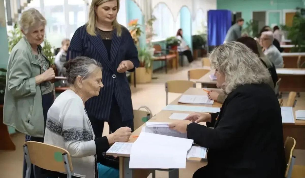 В Курске на избирательных участках работает сурдопереводчик