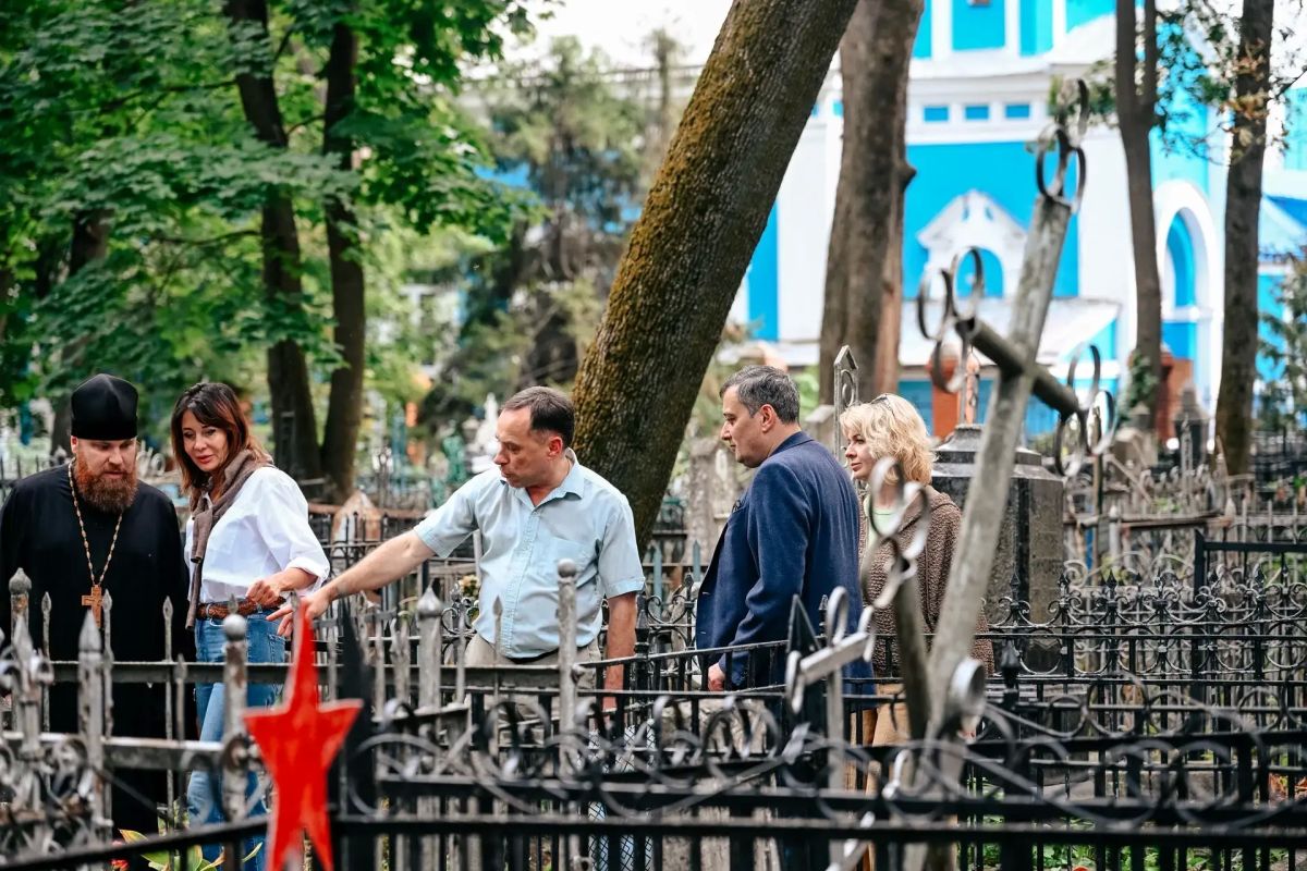 Александр Хинштейн рассказал о преображении Никитского кладбища и мемориала Памяти павших