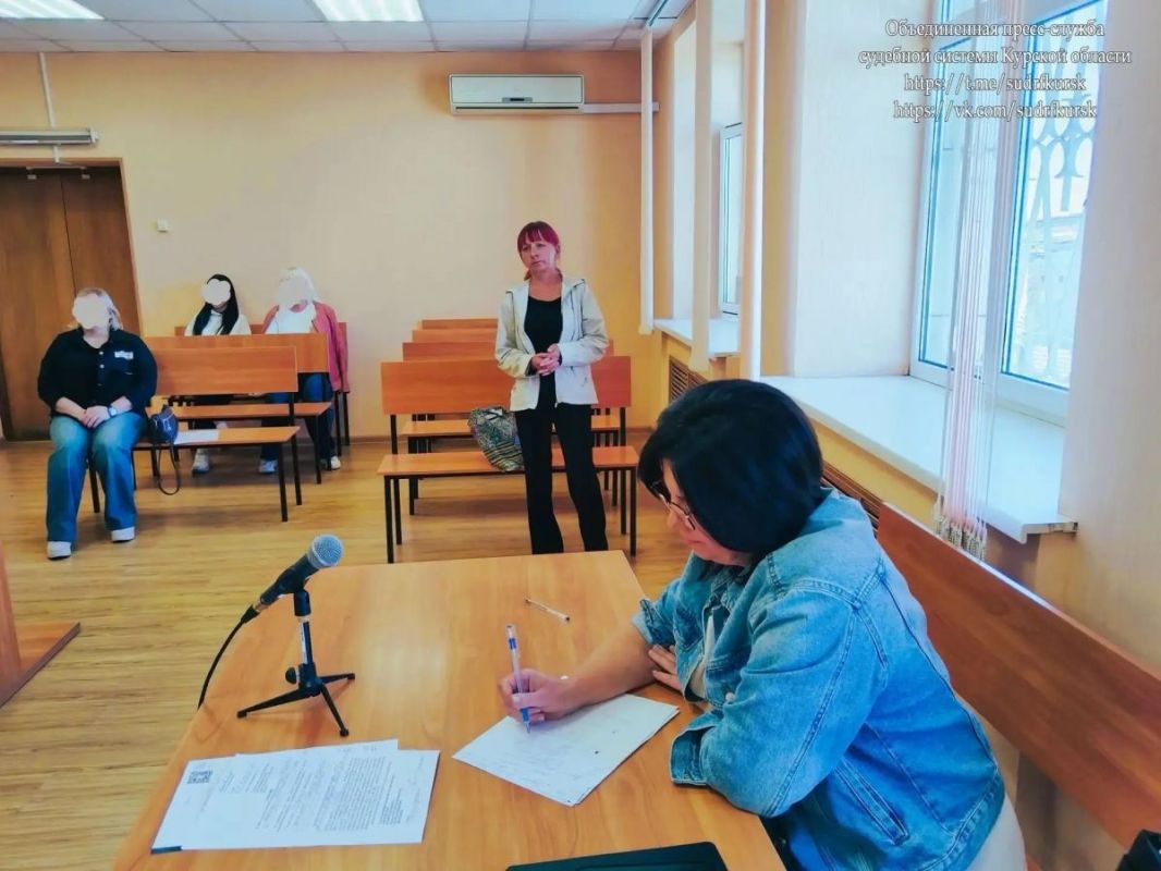 Курянка задолжала двум детям по алиментам почти миллион рублей и отправилась на принудительные работы