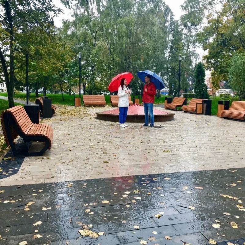 Хмурится месяц дождём: прогноз погоды в регионе на завтра